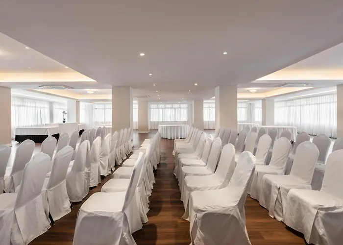 Eurostars Gran Hotel 4*